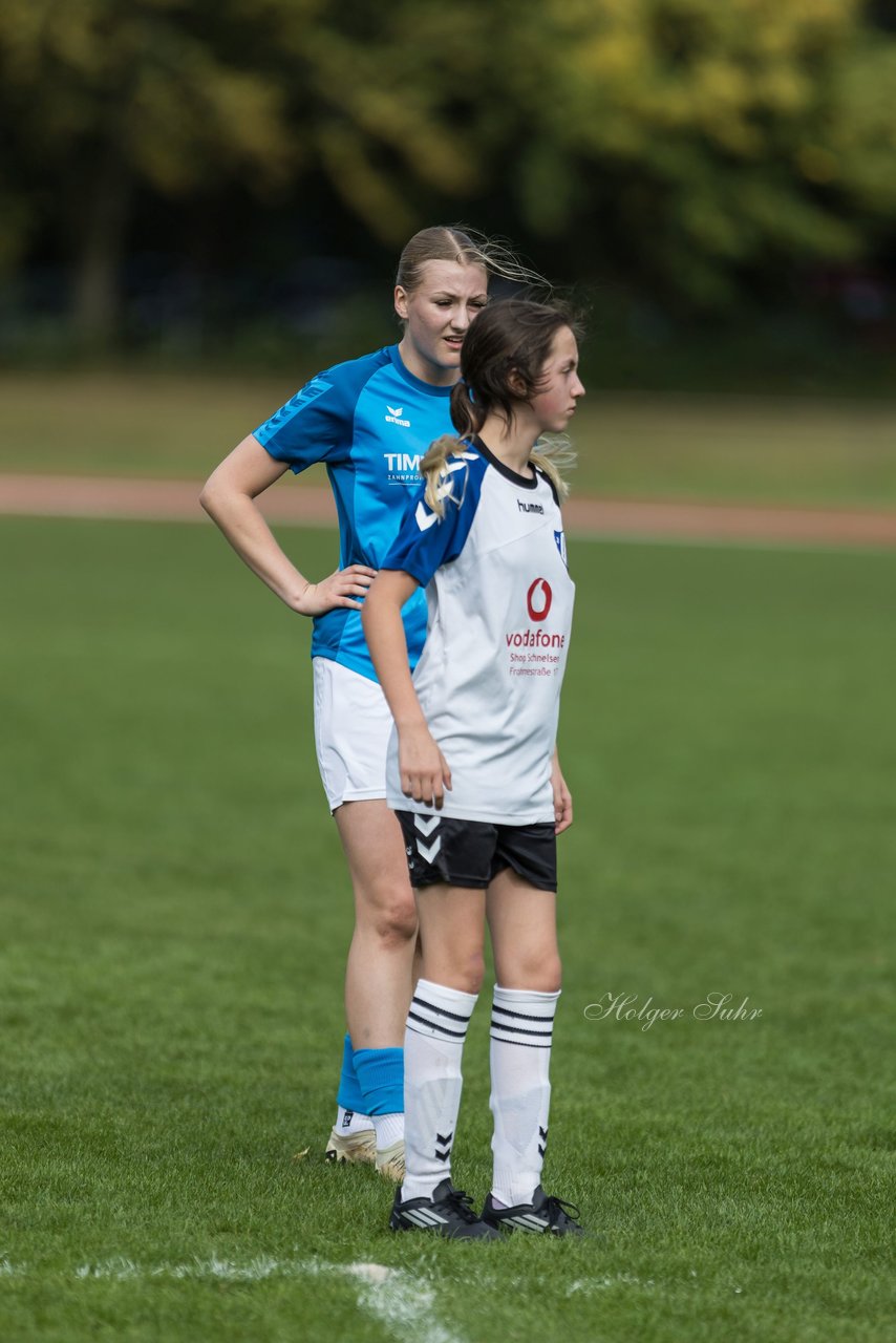 Bild 145 - wBJ VfL Pinneberg - Germania Schnelsen : Ergebnis: 15:1